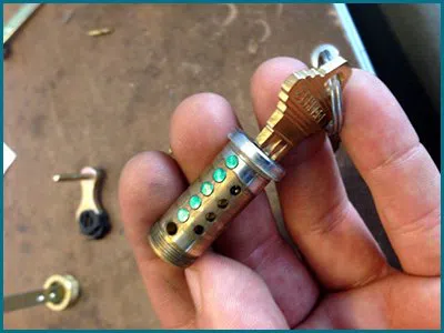 Father Son Locksmith Shop Fairfax, VA 703-570-4218 Father Son Locksmith Shop Fairfax, VA 703-570-4218 - 65-9