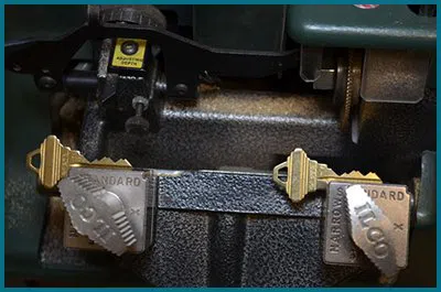 Father Son Locksmith Shop Fairfax, VA 703-570-4218 Father Son Locksmith Shop Fairfax, VA 703-570-4218 - 65-14